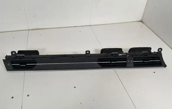 Audi A6 S6 C8 4K Dash center air vent grill 4K1820902A