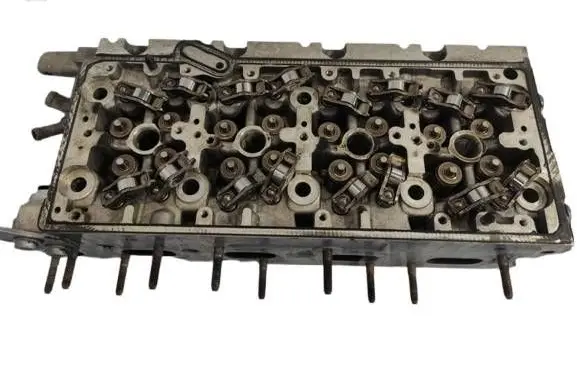 Volkswagen Golf VII Engine head R04L103373E 026101214130106 404L353E