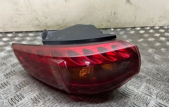 Infiniti FX Rear/tail lights 
