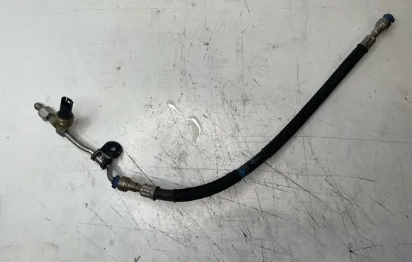 BMW 3 E92 E93 Fuel pressure sensor 9899007