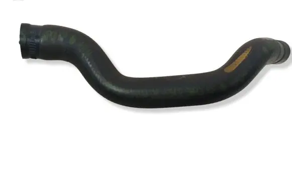 Mercedes-Benz C W202 Engine coolant pipe/hose 2028321394