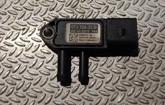 Volkswagen Caddy Exhaust gas pressure sensor 076906051B