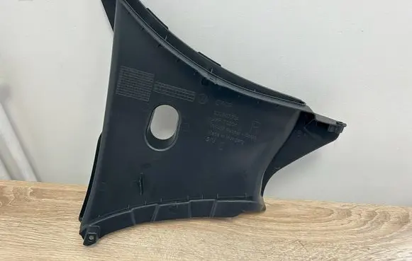 Volkswagen PASSAT B9 Brake cooling air channel/duct 3J0807724