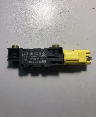 Audi A4 S4 B7 8E 8H Airbag deployment crash/impact sensor 8E0959643B