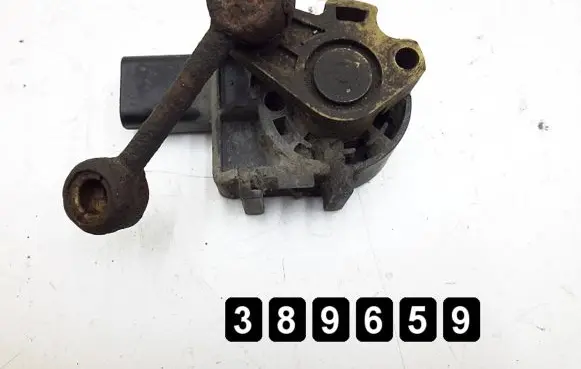 Headlight/headlamp level sensor