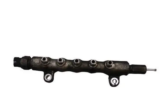 Toyota Avensis T250 Fuel main line pipe
