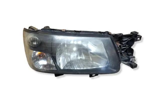 Subaru Forester SG Headlight/headlamp 9336870