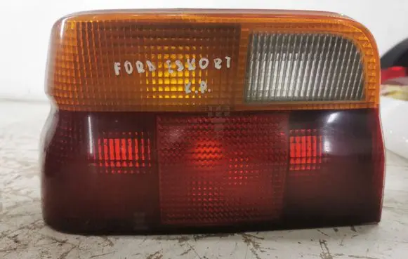 Ford Escort Rear/tail lights