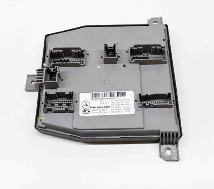Mercedes-Benz C W205 Central body control module 5DK010776 A1679025801