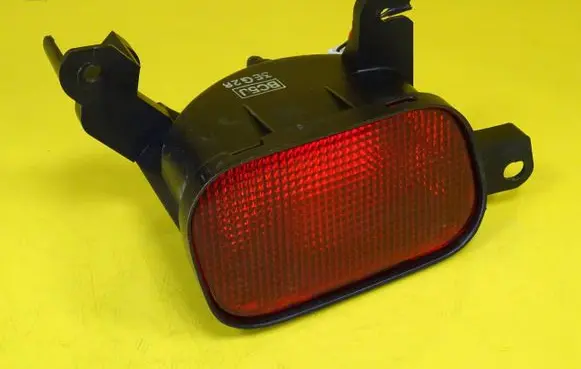 Mazda 323 Rear fog light 0168254L 0498255L 016-8254L