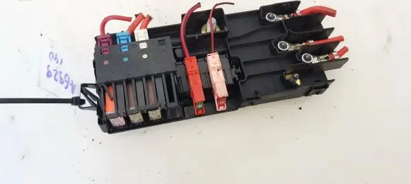 Mercedes-Benz ML W164 Fuse box set 2115452601