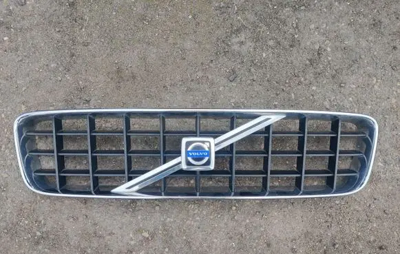 Volvo XC90 Front grill 8620641