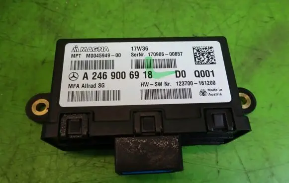 Infiniti QX30 Other control units/modules A2469006918