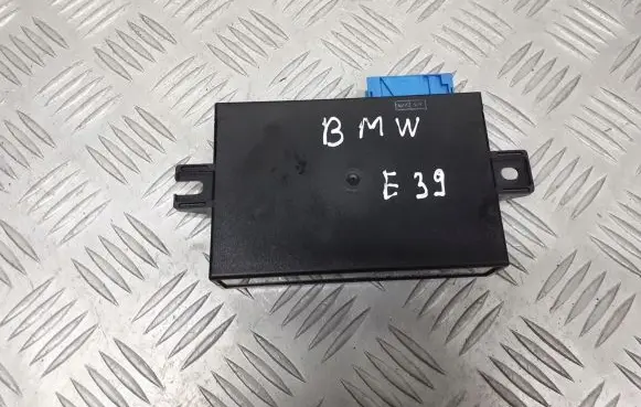 BMW 5 E39 Cruise control unit/module 8375497
