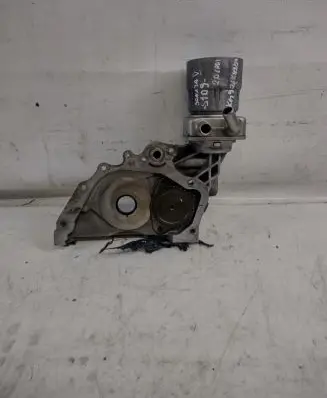 Hyundai Sonata Oil filter mounting bracket