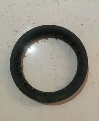 Volvo V70 In tank fuel pump screw locking ring/nut 8649739