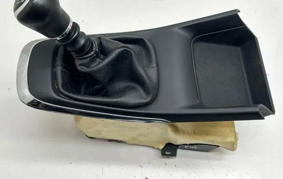 Nissan Pulsar Gear shifter/selector 341013ZV0A 969S93ZL0A 969343ZL0A