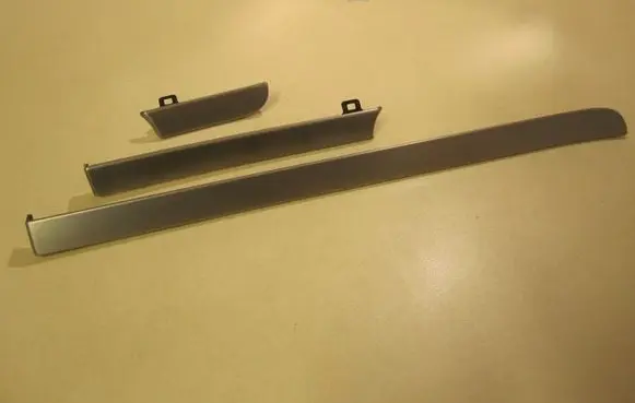 Volkswagen Touran I Dashboard glove box trim 1T1858415C 1T1858417C