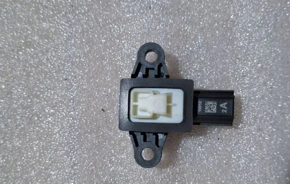 Ford Mustang VI Airbag deployment crash/impact sensor GN1514C676AA