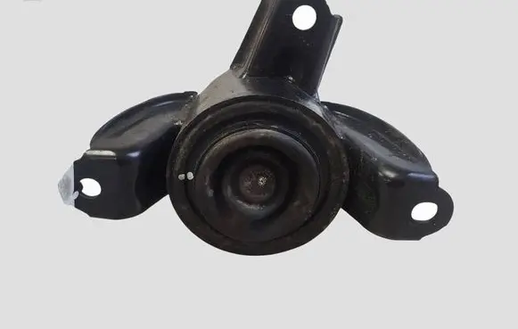 Hyundai i30 Engine mount bracket 21810A5200