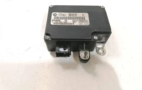 Audi A8 S8 D3 4E Battery control module 4E0915181 0199000006
