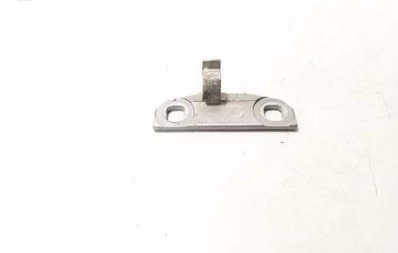 Volvo XC60 Front door lower hinge A046572