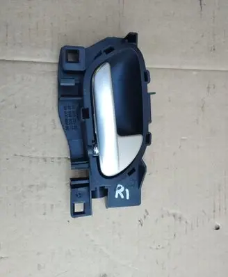 Peugeot 508 Front door interior handle 9660525380