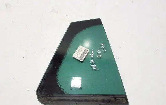Renault Megane III Rear vent window glass 822200012R