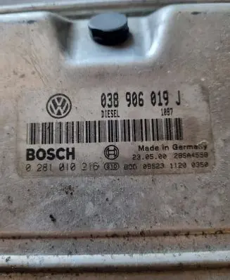 Volkswagen Sharan Engine control unit/module 038906019J 0281010216