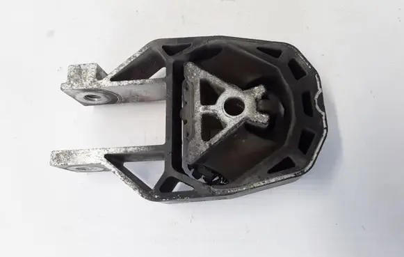 Volvo C70 Engine mount bracket 9487349