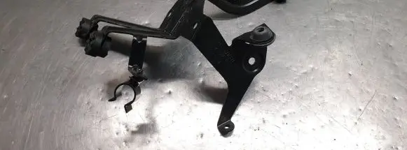 BMW 5 E60 E61 ABS pump bracket 6774677