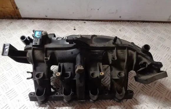 Chevrolet Cruze Intake manifold 55573171