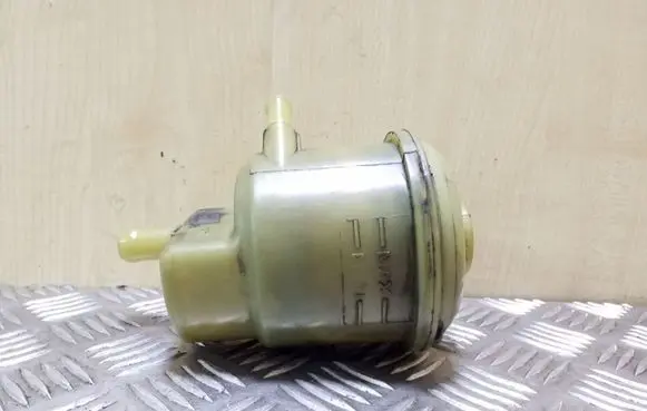 Chevrolet Captiva Power steering fluid tank/reservoir