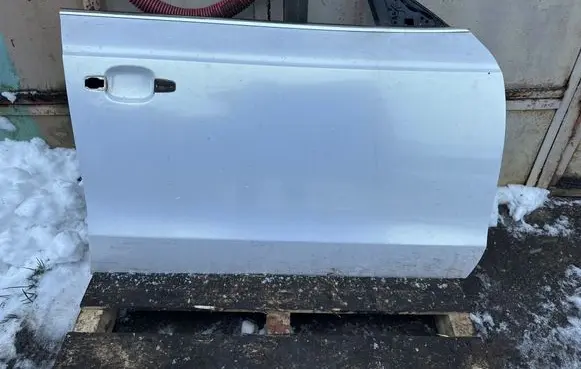 Audi A5 Sportback 8TA Front door 