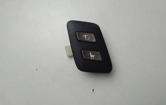 Lexus LS 460 - 600H Seat control switch 18A359