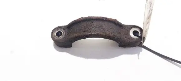 Volvo S80 Engine mounting bracket