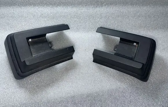 Volvo XC90 Front driver seat rail trim 30662546