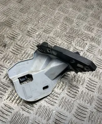 Land Rover Range Rover Evoque L538 Fender mounting bracket DC7AB BJ3216A143AA