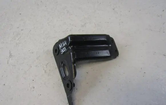 Volkswagen Golf VII Fender mounting bracket 5G0821135B
