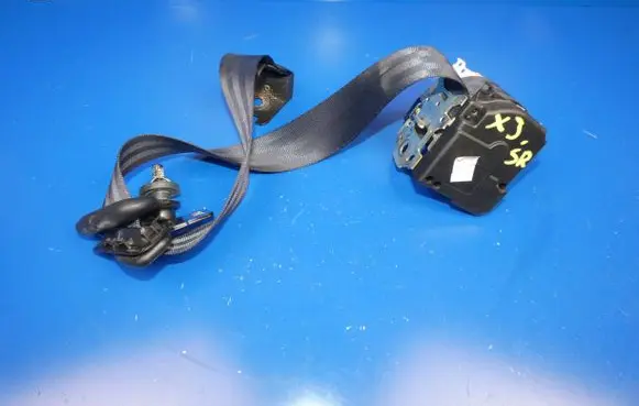 Jaguar XJ X351 Middle seatbelt (rear) 