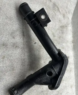 Renault Captur Engine coolant pipe/hose 210473766R