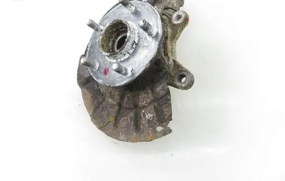 Suzuki Grand Vitara II Front wheel hub spindle knuckle 