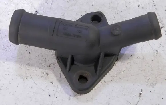 Volkswagen Transporter - Caravelle T4 Engine coolant pipe/hose 107309