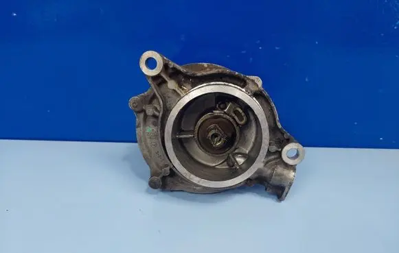 BMW 5 E60 E61 Vacuum pump 72817601B