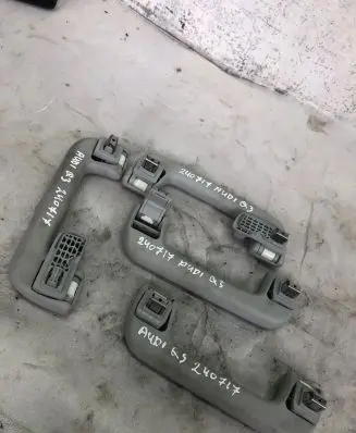 Audi Q3 F3 A set of handles for the ceiling 80a857607