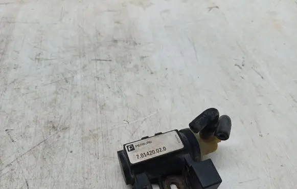 Opel Zafira B Turbo solenoid valve 701420020 6116316
