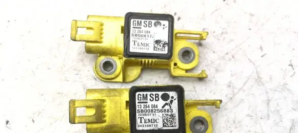 Opel Zafira B Airbag deployment crash/impact sensor 13264084 SB008256883 343149712