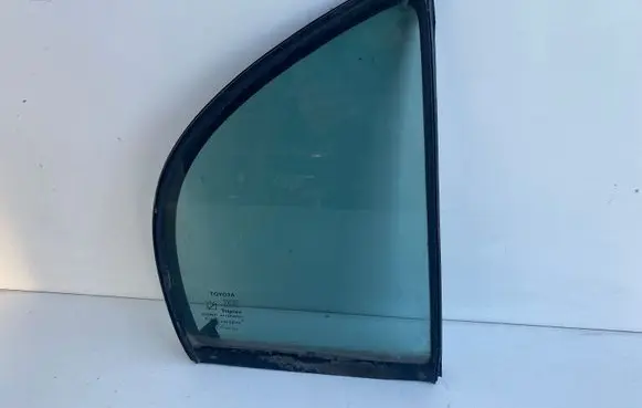 Rear vent window glass