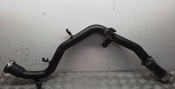 Audi Q7 4L Intercooler hose/pipe 7L6145795AE