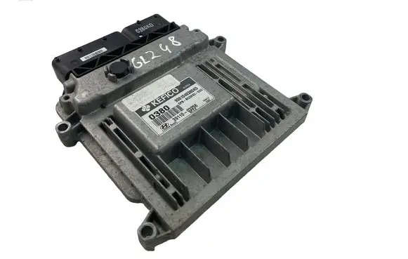 Hyundai i30 Engine control unit/module ECU 3911003256